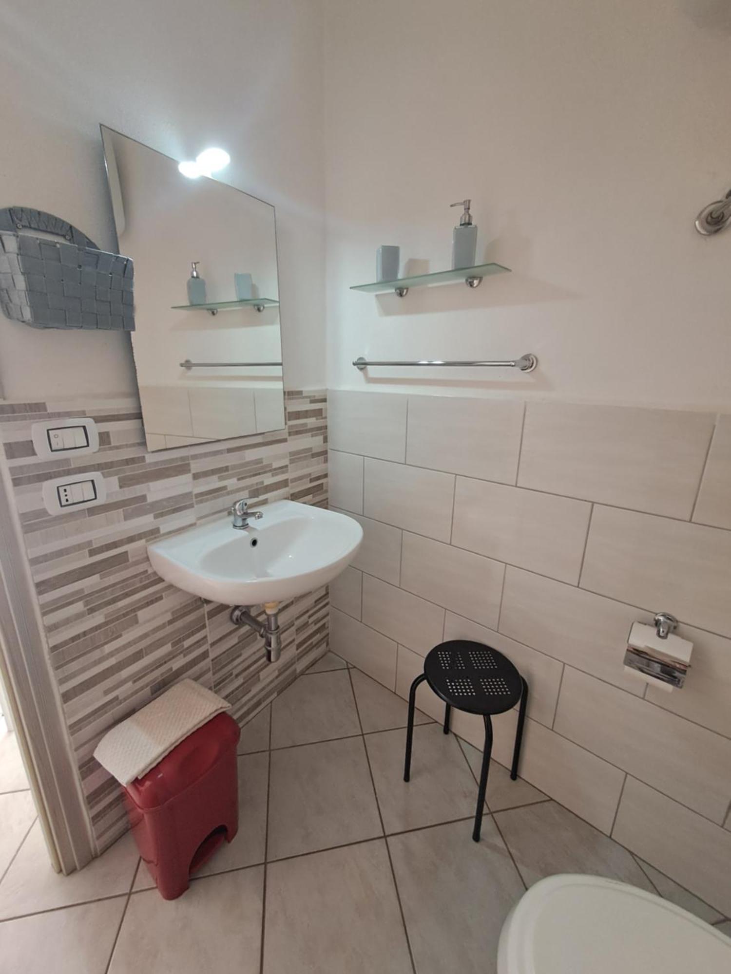 B&B Metalla Iglesias Esterno foto